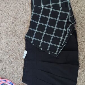 2 Girls Pleated Skirts